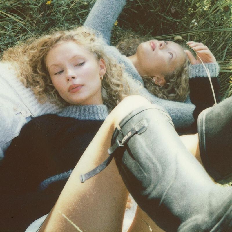 Vollan Sweater (Anne Marie Edition)